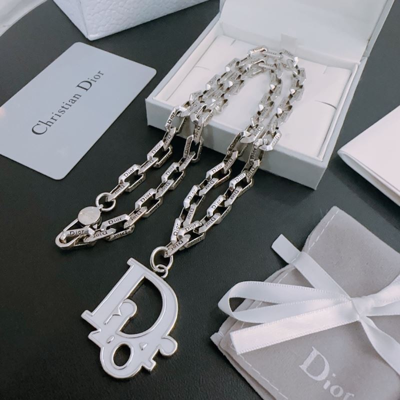 chr1st1an D10r necklaces
